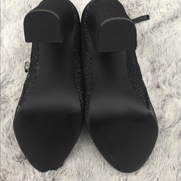 NWOT Steve Madden Edit Bootie - Picture 6 of 6